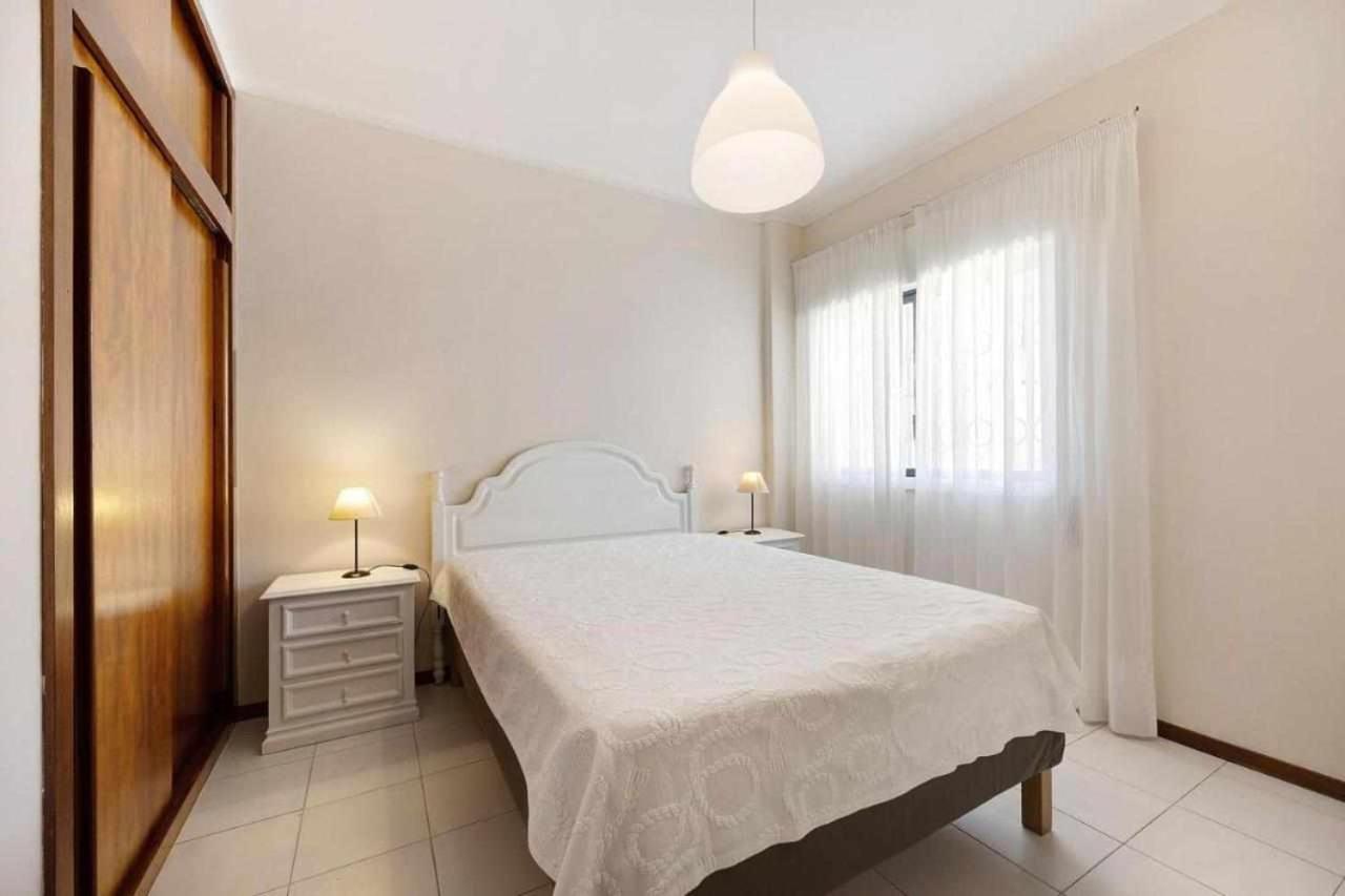 Apartamentos Torre Da Rocha Frente Ao Mar Portimao Bagian luar foto