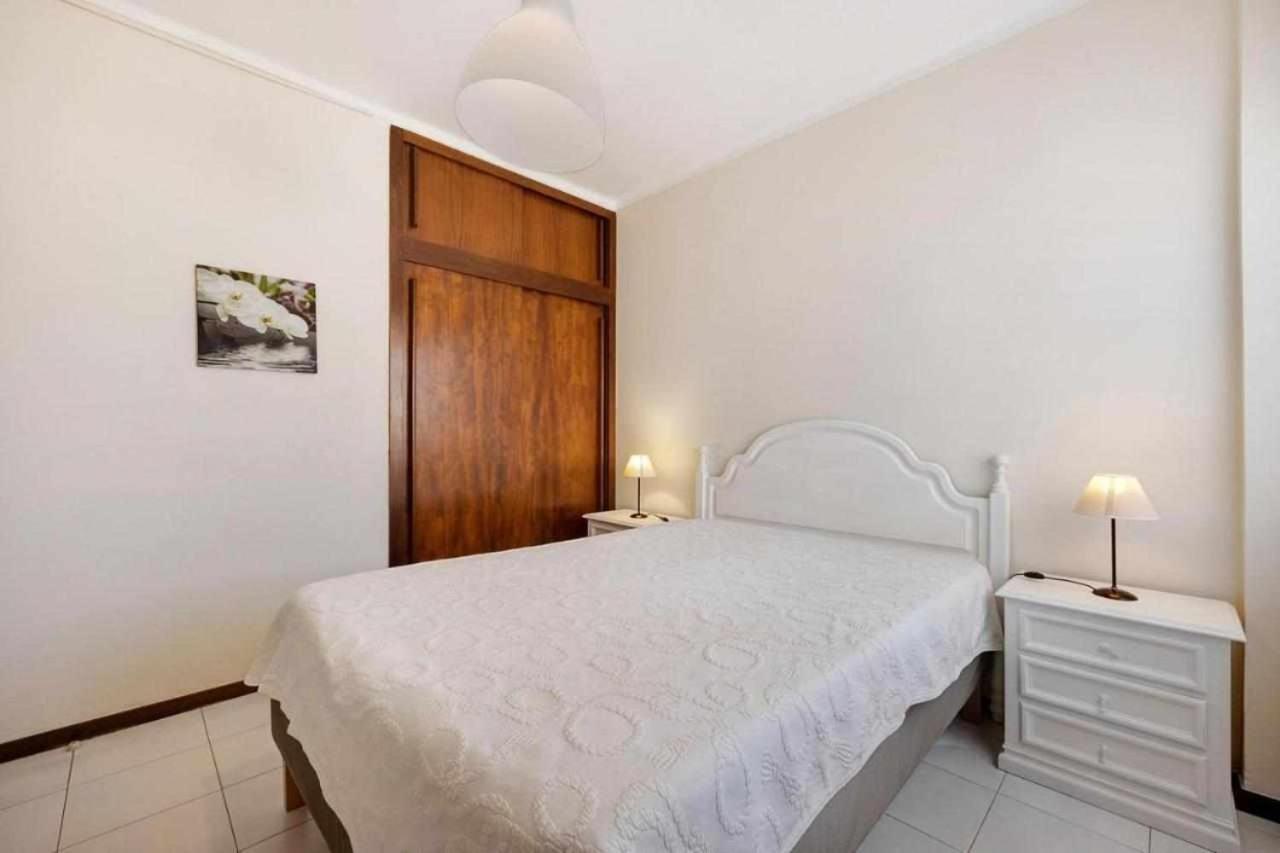 Apartamentos Torre Da Rocha Frente Ao Mar Portimao Bagian luar foto