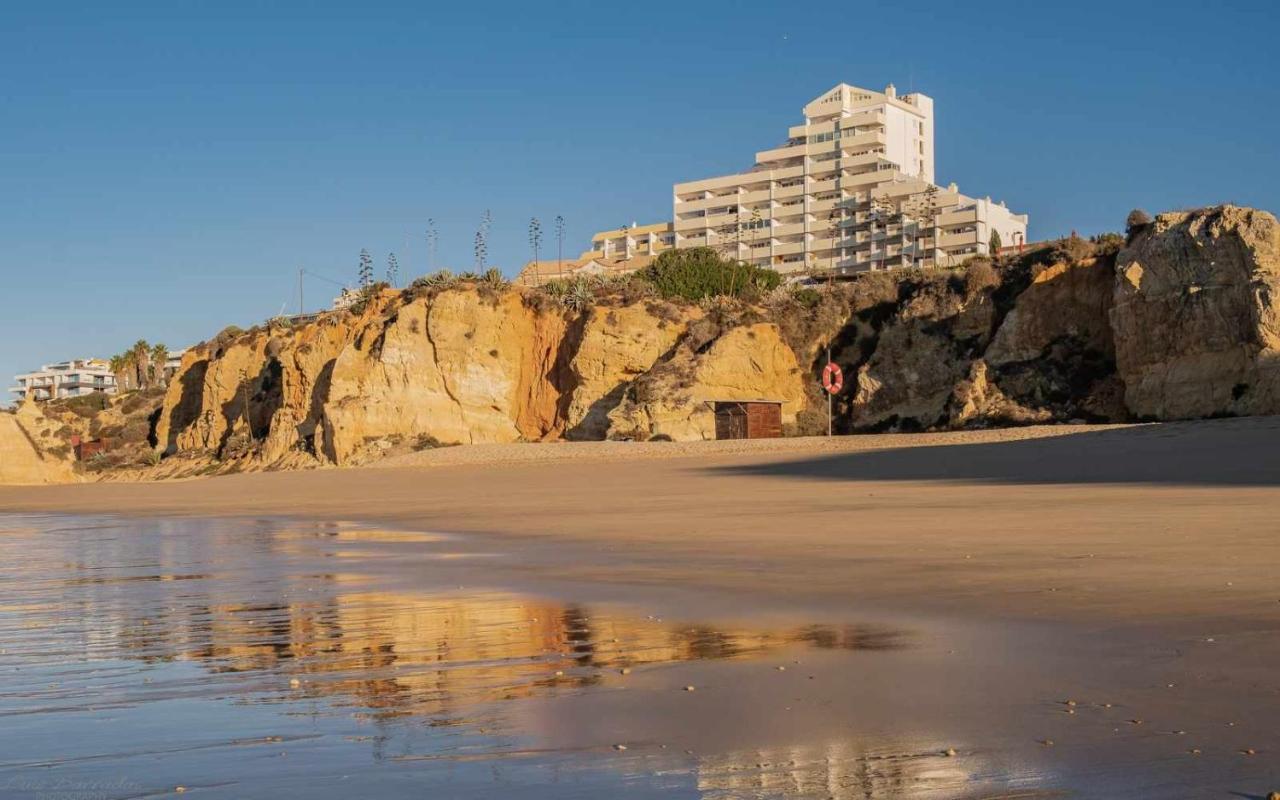 Apartamentos Torre Da Rocha Frente Ao Mar Portimao Bagian luar foto