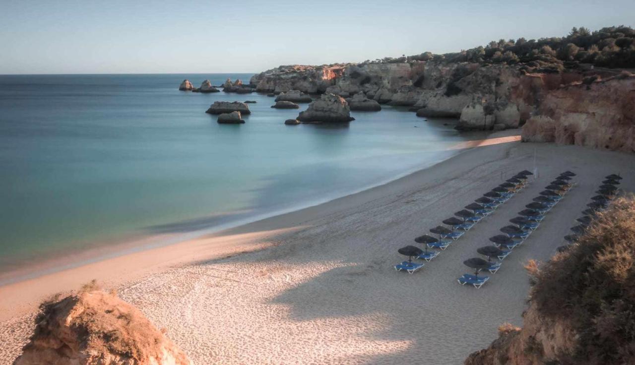Apartamentos Torre Da Rocha Frente Ao Mar Portimao Bagian luar foto